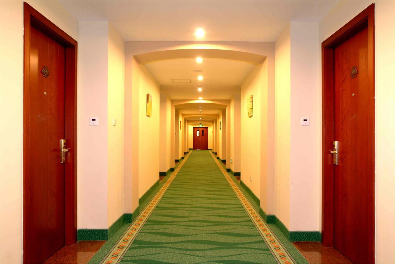Greentree Inn Beijing Yanqing District Gaota Road Express Hotel Экстерьер фото